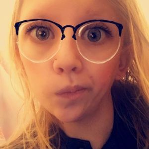 Meet your Posher, Lizzie